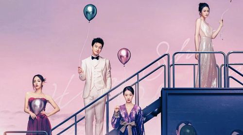 Phim được cải biên từ tiểu thuyết Song Hỉ. Nhân vật Lâm Song từng là sinh viên ưu tú nhưng lựa chọn trở thành bà nội trợ để chăm sóc gia đình. Sau khi phát hiện chồng ngoại tình, cô không chìm trong đau khổ mà lên kế hoạch bảo vệ quyền lợi của bản thân, thậm chí hợp tác với chính người thứ ba để đối mặt với người chồng phản bội. Trên hành trình gây dựng lại sự nghiệp, Lâm Song nhận được sự hỗ trợ của bạn học cũ Cố Hứa và dần tìm lại sự tự tin cũng như giá trị của chính mình.