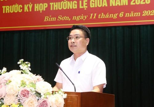 Đại biểu Lê Xuân Phúc Hưng thông tin tới cử tri dự kiến nội dung, chương trình kỳ họp thường lệ giữa năm 2026, HĐND tỉnh khóa XIX.