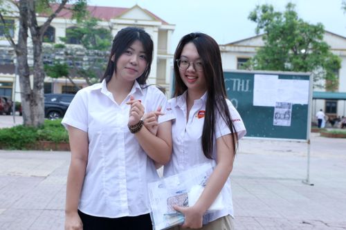 Thí sinh tự tin bước vào môn thi đầu tiên