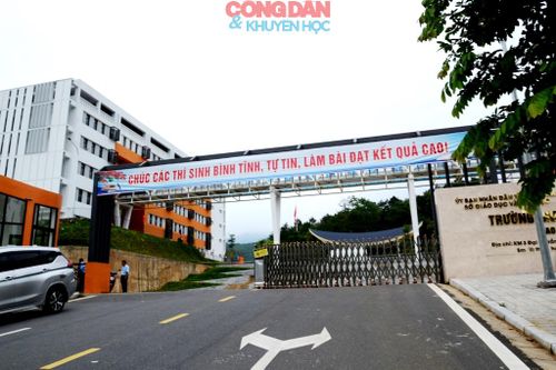 Điểm thi tại Trường THPT Chuyên Lào Cai. Ảnh: Quốc Hồng