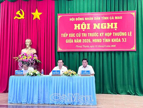 Tổ đại biểu HĐND tỉnh tiếp xúc cử tri xã Phong Thạnh.
