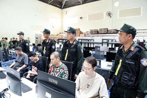 Các đối tượng bị bắt giữ.