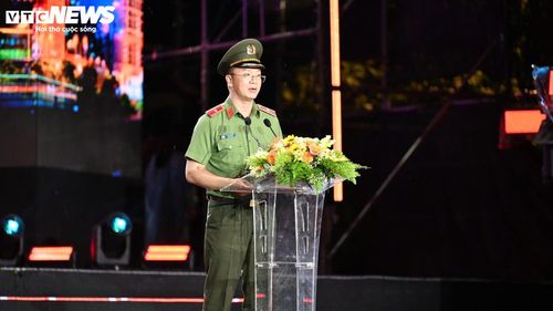 Phát biểu tại lễ khai mạc, Thiếu tướng Phạm Kim Đĩnh, Cục trưởng Cục Công tác chính trị (Bộ Công an) cho biết, điểm nhấn của chuỗi hoạt động là chương trình gala nghệ thuật “Tổ quốc bình yên” diễn ra vào tối 13/6.