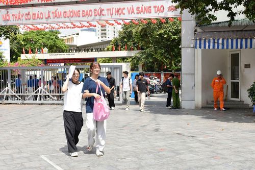 Các điểm thi lưu ý thí sinh nghiêm túc tuân thủ quy chế thi. Ảnh: Phạm Thảo