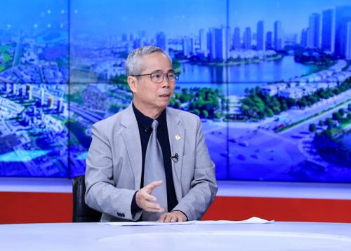 KTS Trần Huy Ánh trao đổi tại Chương trình. Ảnh: Quang Thái