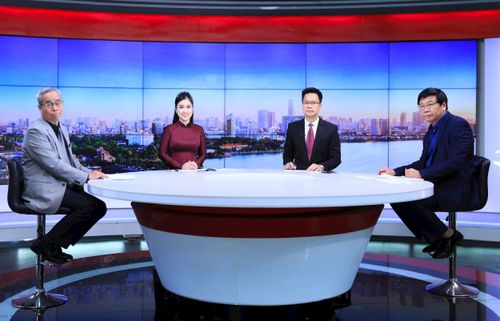 Các khách mời tham gia Chương trình. Ảnh: Quang Thái