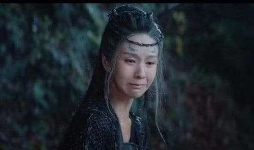 Cô có nhược điểm khóc không đẹp.