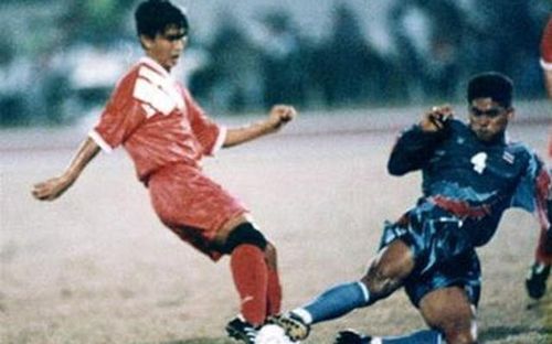  Cầu thủ Việt tại SEA Games 1995 ở Chiangmai (Thái Lan). Ảnh: TN. 
