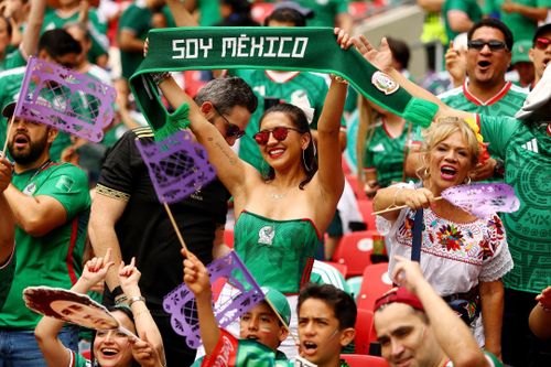  Đã 40 năm trôi qua, CĐV Mexico mới lại được tận hưởng không khí World Cup ngay tại sân nhà, đây là lần thứ 3 quốc gia này đăng cai tổ chức giải đấu bóng đá lớn nhất hành tinh. Ảnh: Reuters. 