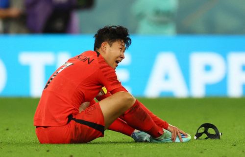 Son Heung-min có cỡ chân nhỏ hơn mức trung bình so với nam giới trưởng thành Hàn Quốc. Ảnh: Reuters.