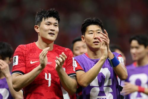  Hàn Quốc bảo vệ cách biệt mong manh và có 3 điểm đầu tiên ở World Cup. 