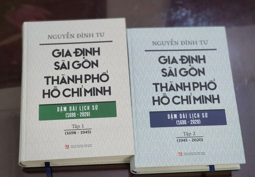  Công trình Gia Định - Sài Gòn - Thành phố Hồ Chí Minh: Dặm dài lịch sử (1698-2020) của nhà nghiên cứu Nguyễn Đình Tư. Ảnh: NXB Tổng hợp TP.HCM. 