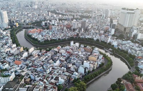 Kênh Nhiêu Lộc - Thị Nghè đoạn qua địa bàn các phường Nhiêu Lộc, Phú Nhuận, Xuân Hòa. Ảnh: Hồng Đạt - TTXVN