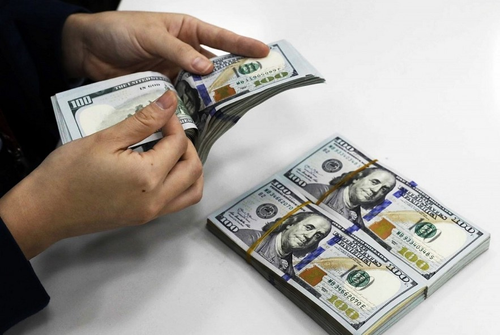  Đồng USD tiếp đà giảm. Ảnh minh họa: thoibaotaichinhvietnam.vn