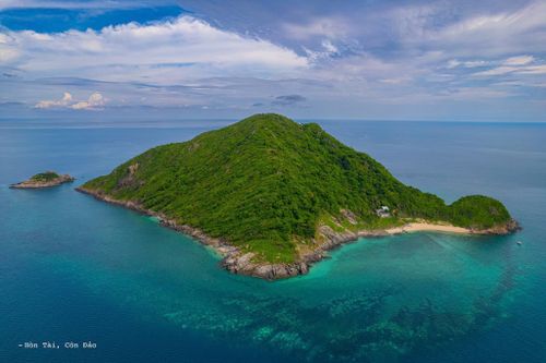  Ramsar Côn Đảo là nơi cư trú của hàng nghìn loài động, thực vật trên cạn và dưới biển, trong đó có nhiều loài nguy cấp, quý hiếm và đặc hữu 