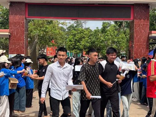 Thí sinh Thanh Hóa hoàn thành môn thi cuối cùng - Kỳ thi tốt nghiệp THPT 2026.
