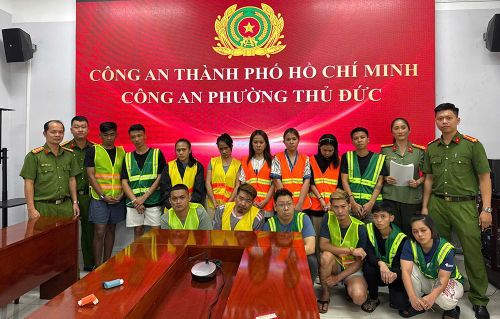 Nhóm người Malaysia ẩn náu tại các khách sạn ở phường Thủ Đức và phường Hiệp Bình, nghi tổ chức sử dụng trái phép chất ma túy và hoạt động lừa đảo công nghệ cao. Ảnh: CACC