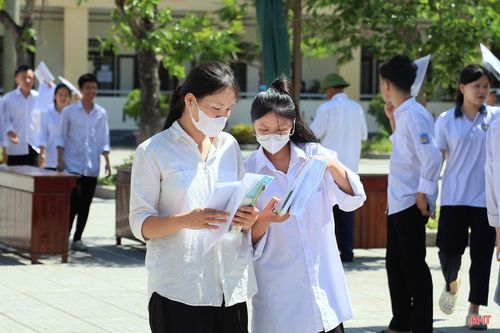 Các thí sinh nhận định đề thi các môn có sự phân hóa cao.