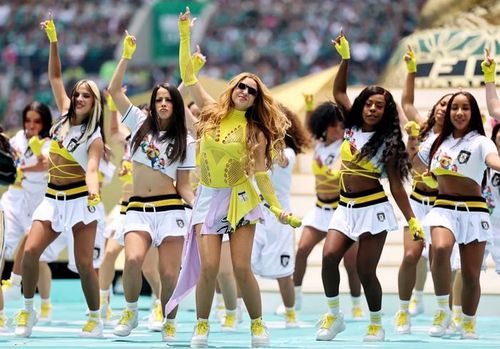 Shakira biểu diễn ở lễ khai mạc World Cup 2026. Ảnh: Reuters