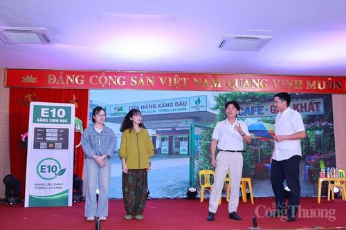 Phần thi xử lý tình huống của các đội tại cuộc thi. Ảnh: Quỳnh Trang