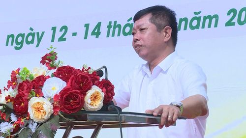 Phó Giám đốc Sở Nông nghiệp và Môi trường Nguyễn Đức Cường phát biểu khai mạc.