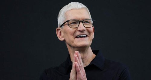 Giám đốc điều hành Apple, Tim Cook, tại hội nghị các nhà phát triển thường niên của Apple.
