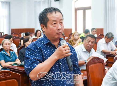 Cử tri Diệp Thành Tài (phường Bạc Liêu) phản ánh việc chậm cấp giấy quyền sử dụng đất, đề nghị chính quyền địa phương xem xét, giải quyết.
