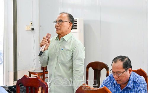 Ông Nguyễn Toàn Ân (cử tri ấp Ninh Lợi) phản ánh một số hộ dân còn nuôi heo, xây dựng cầu tiêu trên sông gây ô nhiễm môi trường; tình trạng hát karaoke bằng loa kéo gây ô nhiễm tiếng ồn.