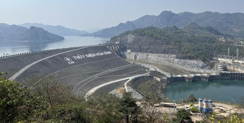 Mức tăng phụ tải tương đương công suất Nhà máy Thủy điện Hòa Bình, cho thấy miền Bắc cần bổ sung thêm nguồn điện quy mô lớn mỗi năm để đáp ứng nhu cầu tăng trưởng.