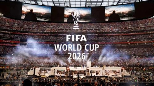Trong nhiều năm qua, FIFA đã cố gắng biến lễ khai mạc các giải đấu lớn thành những sự kiện giải trí mang tầm toàn cầu chứ không chỉ đơn thuần là màn giới thiệu giải đấu