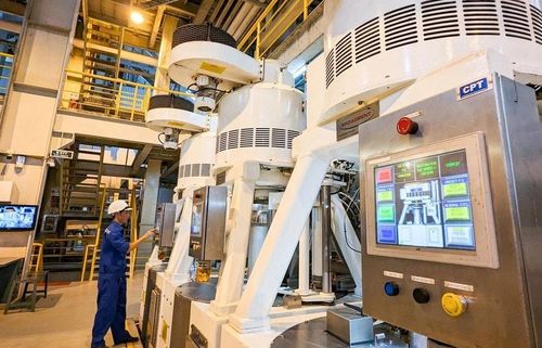 Vận hành dây chuyền sản xuất tại Nhà máy đường An Khê (tỉnh Gia Lai). Ảnh: Tấn Lực