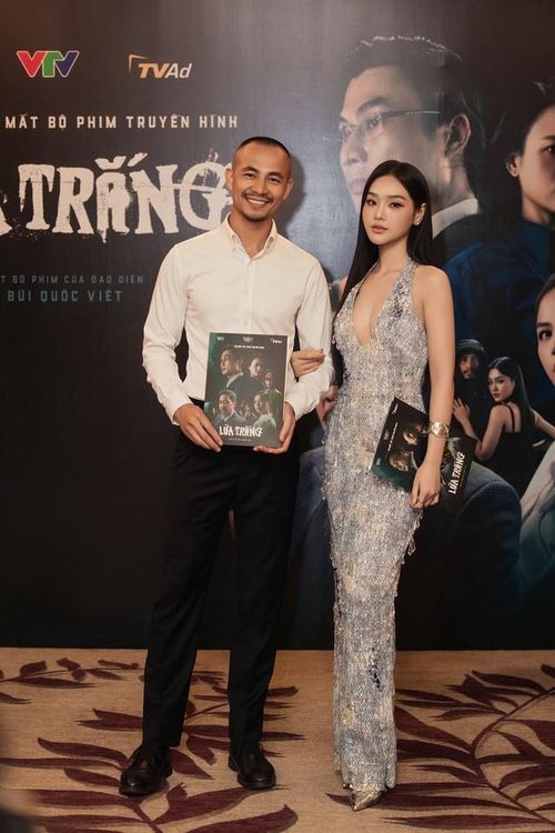 Trong khi đó, bạn trai cô - diễn viên Mạnh Cường hóa thân thành Lê Trường, “cánh tay phải” máu lạnh của Lan (Thu Quỳnh đóng).