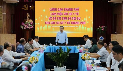 Việc tiếp nhận và khai thác hiệu quả các cơ sở dôi dư sẽ giúp các bệnh viện có thêm không gian phát triển, cải thiện điều kiện hạ tầng, nâng cao năng lực y tế. Ảnh: T.H.