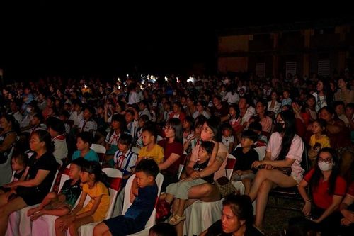 Dạ hội điện ảnh tại Phú Quý không chỉ tạo ra không gian sinh hoạt văn hóa cộng đồng mà còn góp phần làm phong phú thêm sản phẩm du lịch địa phương