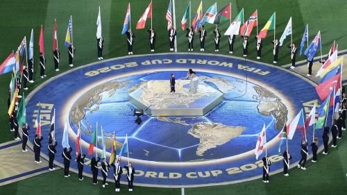 Quốc kỳ của 48 quốc gia tham dự World Cup 2026. (Ảnh: FIFA)
