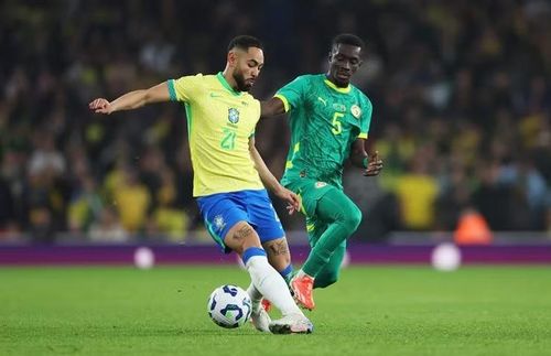 Trong quá khứ, hai đội từng gặp nhau 3 lần, trong số này Brazil thắng hai trận và để thua một trận.