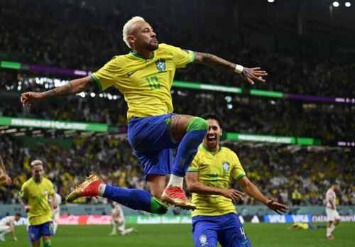 Neymar Jr là cầu thủ ghi bàn nhiều nhất mọi thời đại của Brazil với 79 bàn thắng.