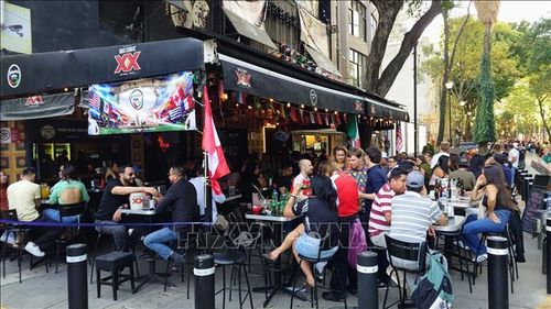 Các nhà hàng tại thủ đô Mexico City luôn đông khách trong dịp World Cup.