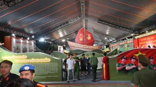 Khu vực trưng bày, triển lãm của Cục An ninh điều tra.