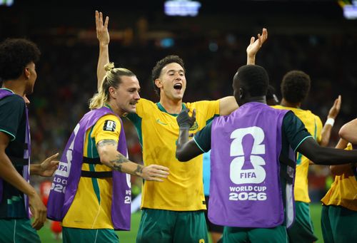  Australia giúp các đội châu Á tiếp tục bất bại ở World Cup 2026, sau khi Hàn Quốc đánh bại Cộng hòa Czech hôm 12/6 và Qatar giành 1 điểm ở cuộc đối đầu Thụy Sĩ vào sáng nay (14/6). 
