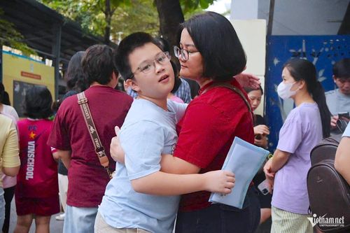 Thí sinh thi vào lớp 6 tại Hà Nội.