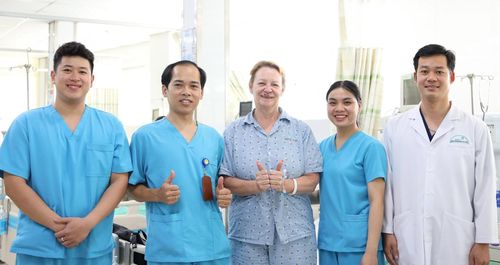 Đội ngũ bác sĩ, nhân viên y tế tại Bệnh viện Gia đình được đào tạo bài bản để giao tiếp và hỗ trợ hiệu quả cho bệnh nhân nước ngoài. Ảnh: Bệnh viện Gia đình