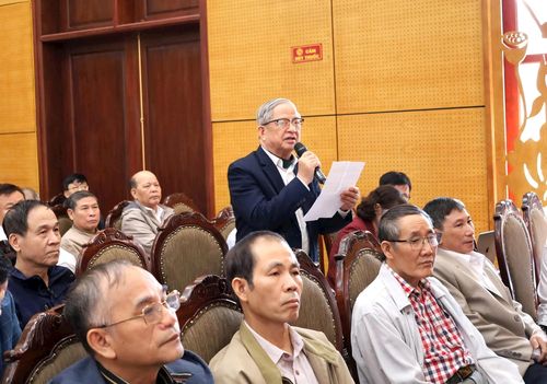 Người dân phường Tây Hồ tham gia đóng góp ý kiến tại các buổi gặp gỡ, tiếp xúc. Ảnh: PV