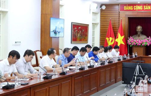 Các đại biểu dự hội thảo