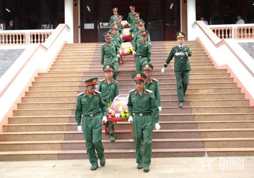 Sau hơn nửa thế kỷ nằm lại trên đất bạn, giờ đây các liệt sĩ đã được trở về với quê hương.