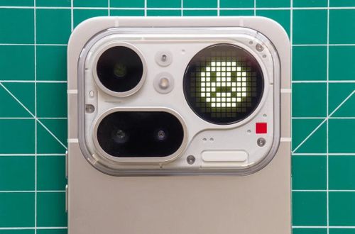 Nothing Phone 4A Pro. Ảnh: The Verge