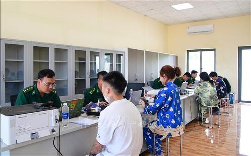 Bộ đội Biên phòng Đồng Nai xác minh, điều tra, lấy lời khai ban đầu của 12 công dân.