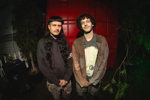 Hình ảnh Tree chụp hồi đầu năm nay cùng Subtronics, cả hai cùng tạo dáng tại Coachella. (Ảnh của Matt Winkelmeyer/Getty Images for Coachella).