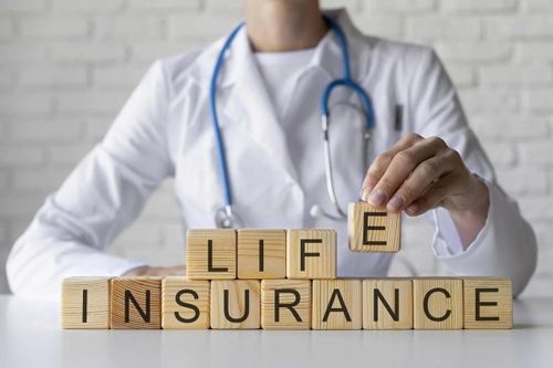 Bảo hiểm nhân thọ đặc biệt cần thiết cho người trụ cột tạo ra thu nhập chính trong gia đình