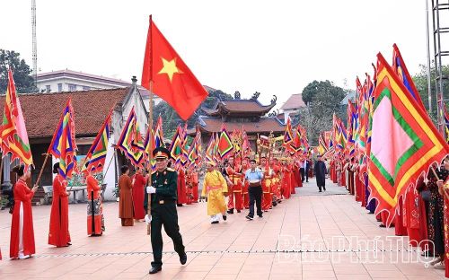 Xã Phù Ninh tổ chức lễ cầu nghinh sính Đức Quốc tổ Lạc Long Quân và Thánh Mẫu Âu Cơ.
